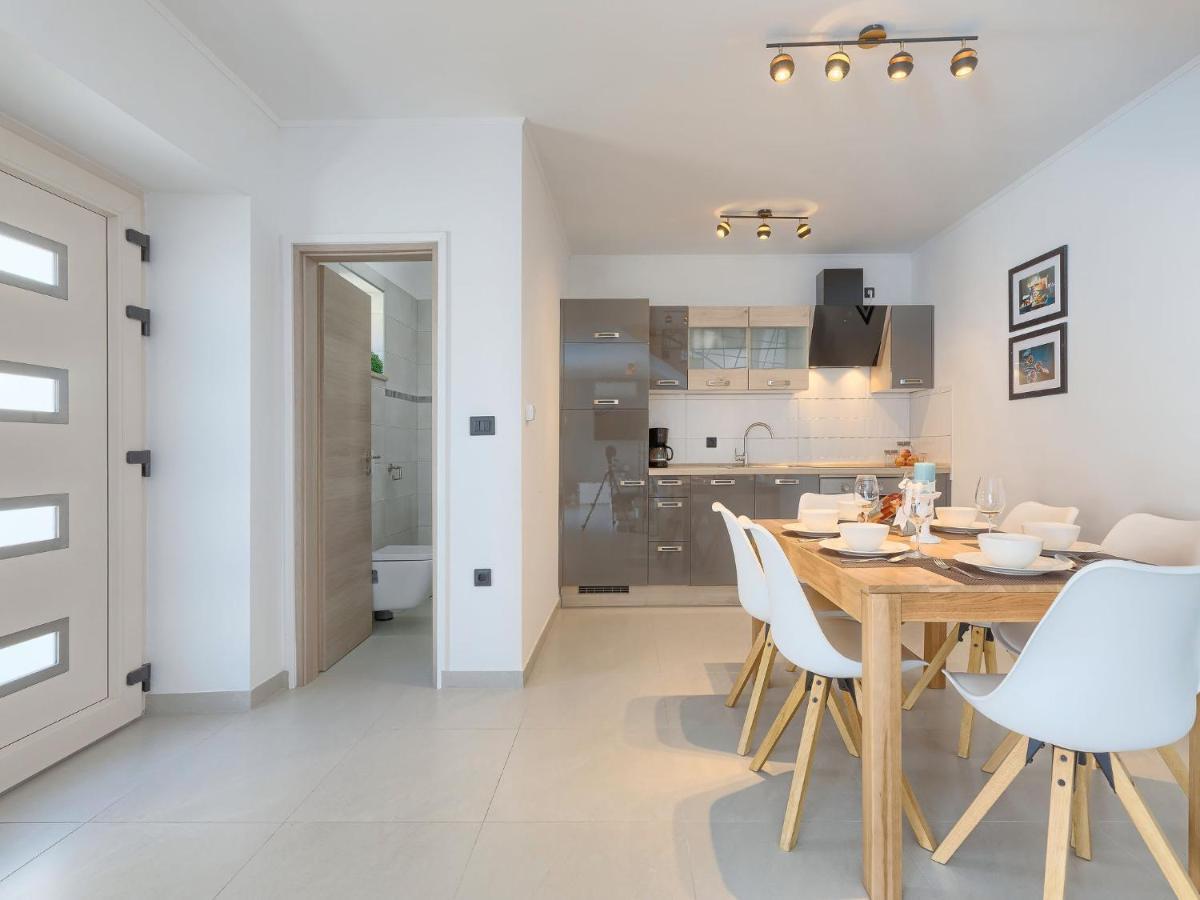 Holiday Home Villa Karmen - Roj454 By Interhome Sveti Petar u Sumi Екстер'єр фото